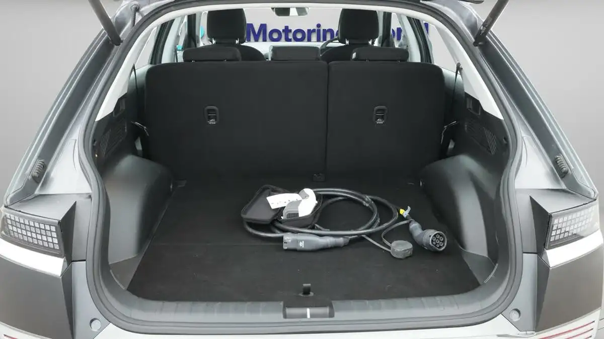 2021-hyundai-ioniq-5-e-premium-217ps-73kwh-rwd-big-17