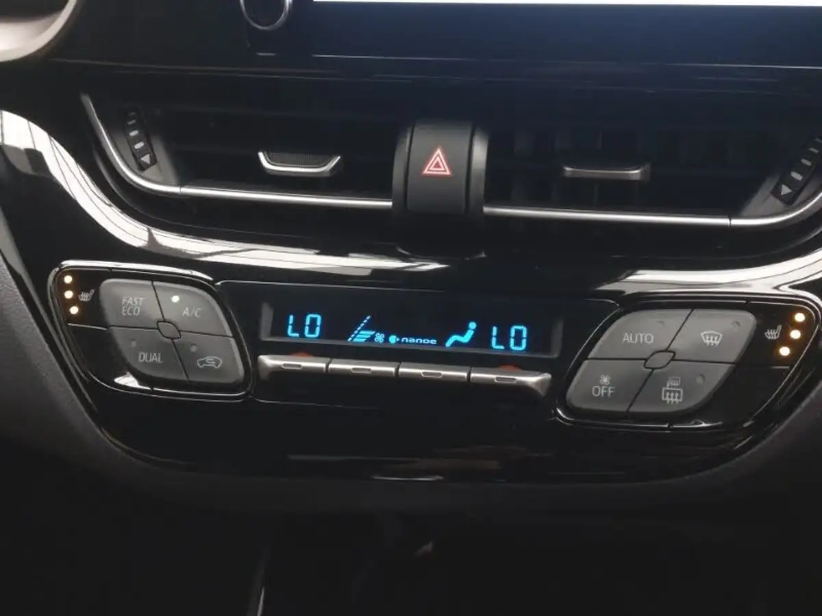 2022-toyota-c-hr-18-vvt-i-excel-big-15