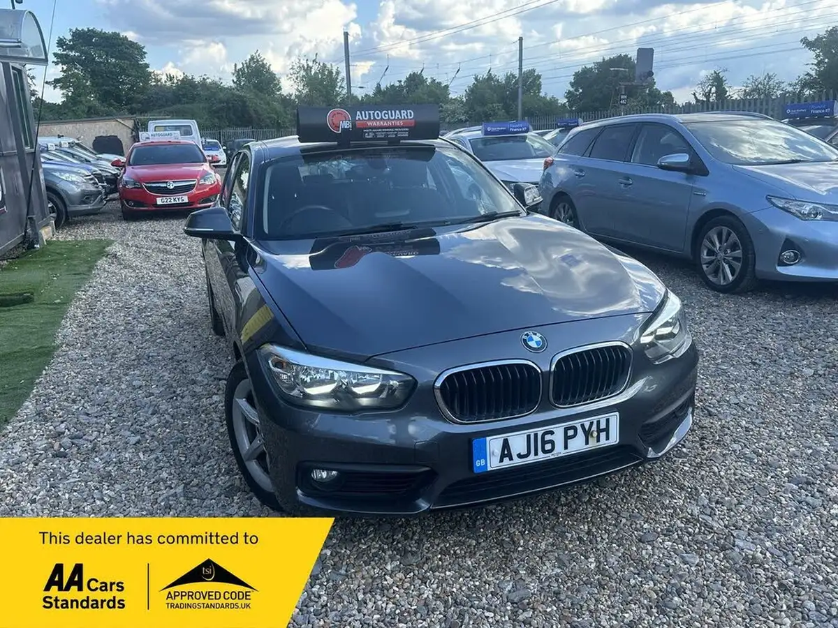 2016-bmw-1-series-15td-116d-eff-dyn-plus-116bhp-5d-big-0