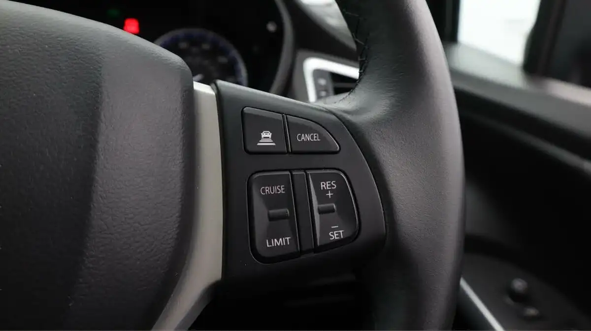 2021-suzuki-s-cross-14-boosterjet-sz5-allgrip-big-28