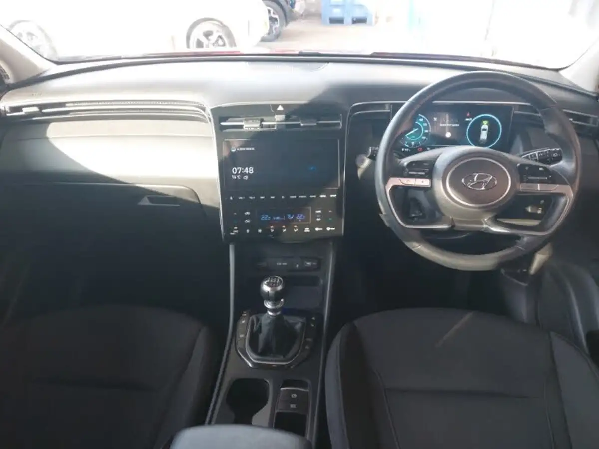 2021-hyundai-tucson-16-t-gdi-premium-150ps-48-volt-mhev-1598cc-big-2
