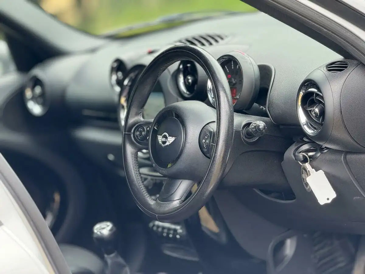 2014-mini-countryman-16td-cooper-d-big-1