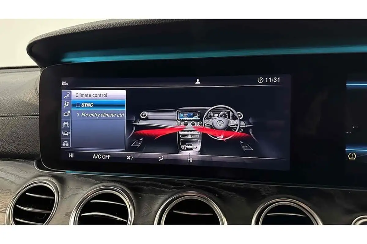 2020-mercedes-benz-e-class-20d-e300de-amg-line-premium-eq-power-saloon-4d-big-42