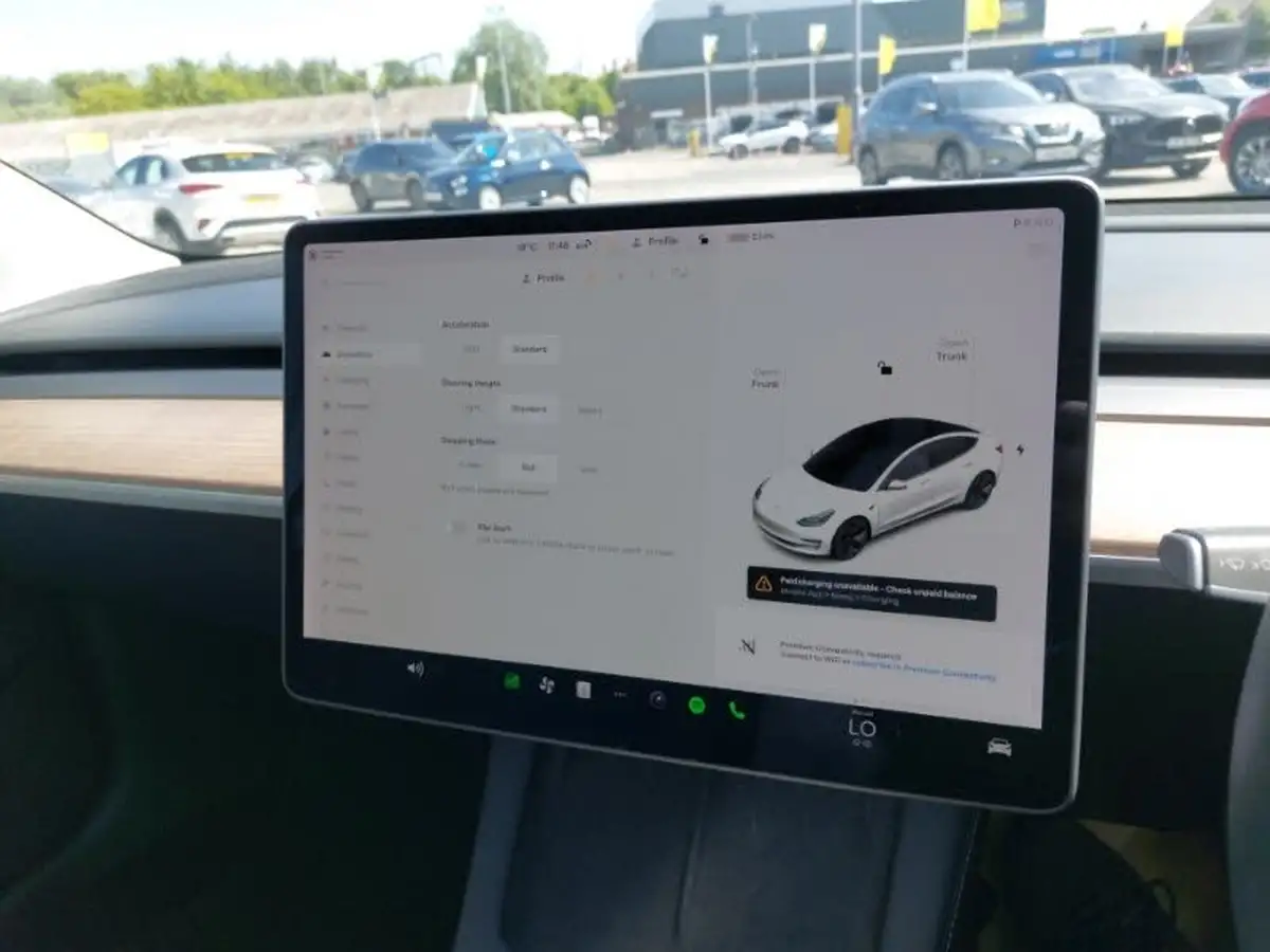 2021-tesla-model-3-e-long-range-awd-big-15