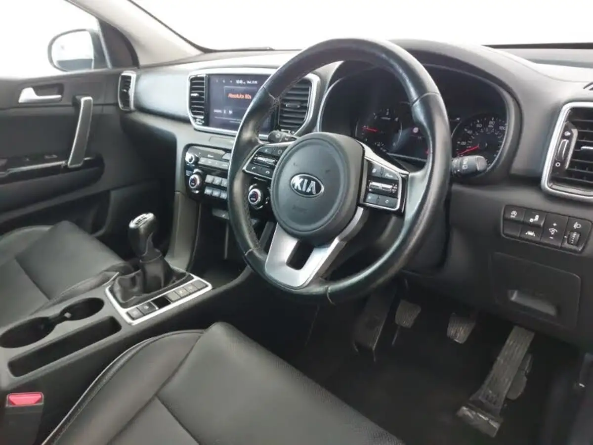 2021-kia-sportage-16crdi-3-48v-big-10