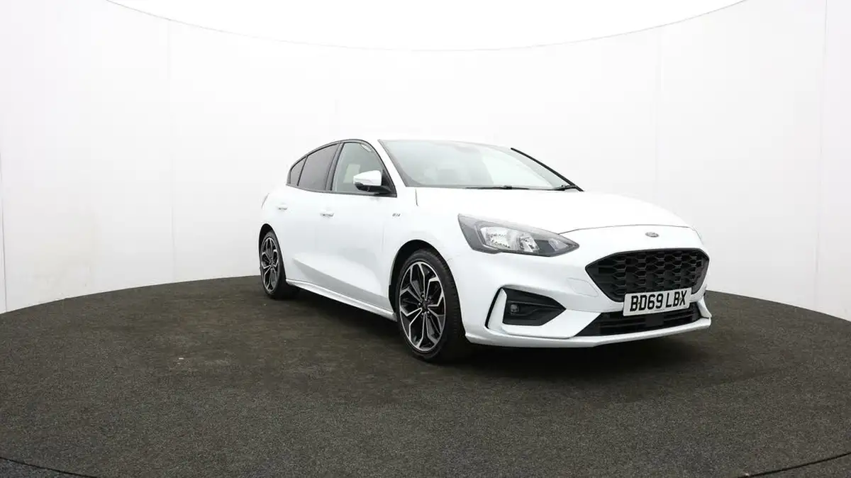2019-ford-focus-10t-st-line-x-hatchback-big-49