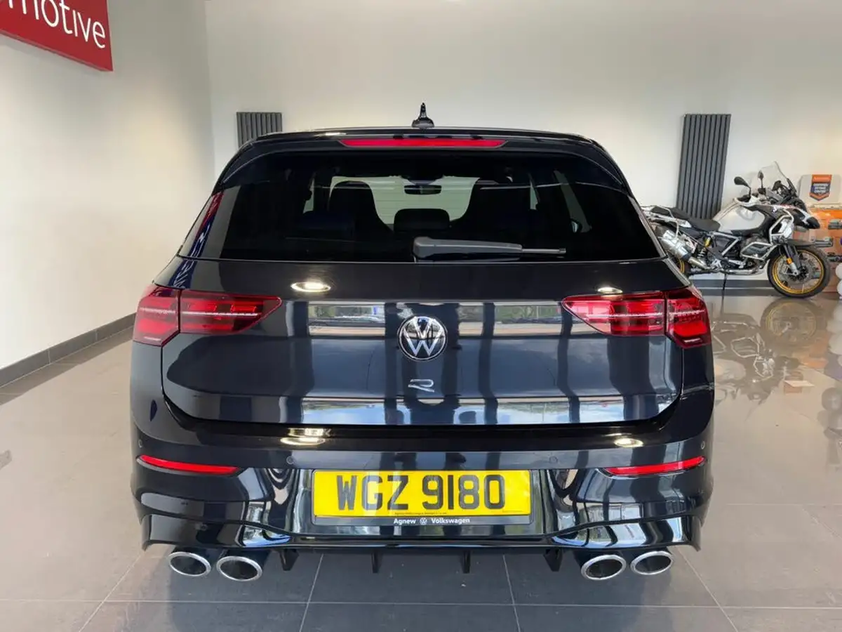 2022-volkswagen-golf-20-tsi-r-320ps-hatchback-big-4