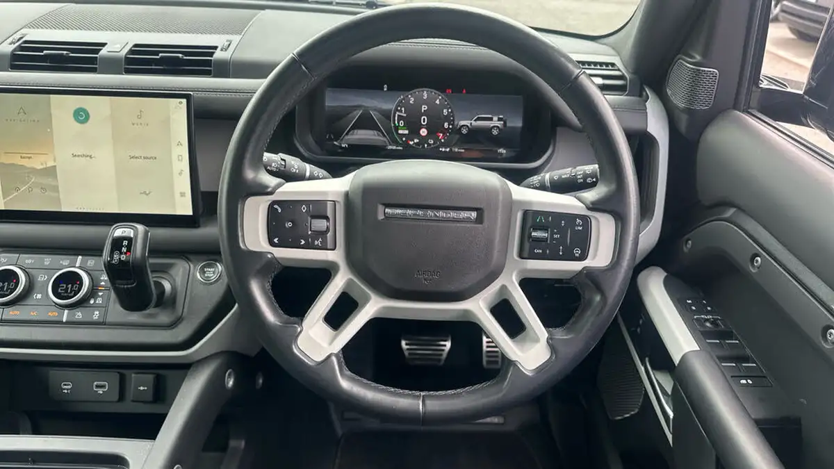 2022-land-rover-110-defender-20-p400e-x-dynamic-hse-big-14