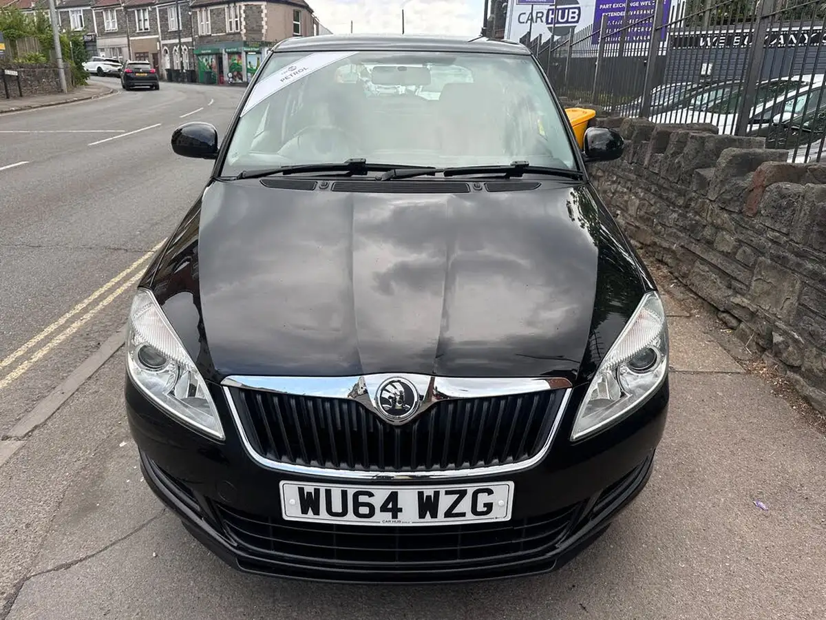 2014-skoda-fabia-12-se-12v-69ps-hatchback-1198cc-big-2