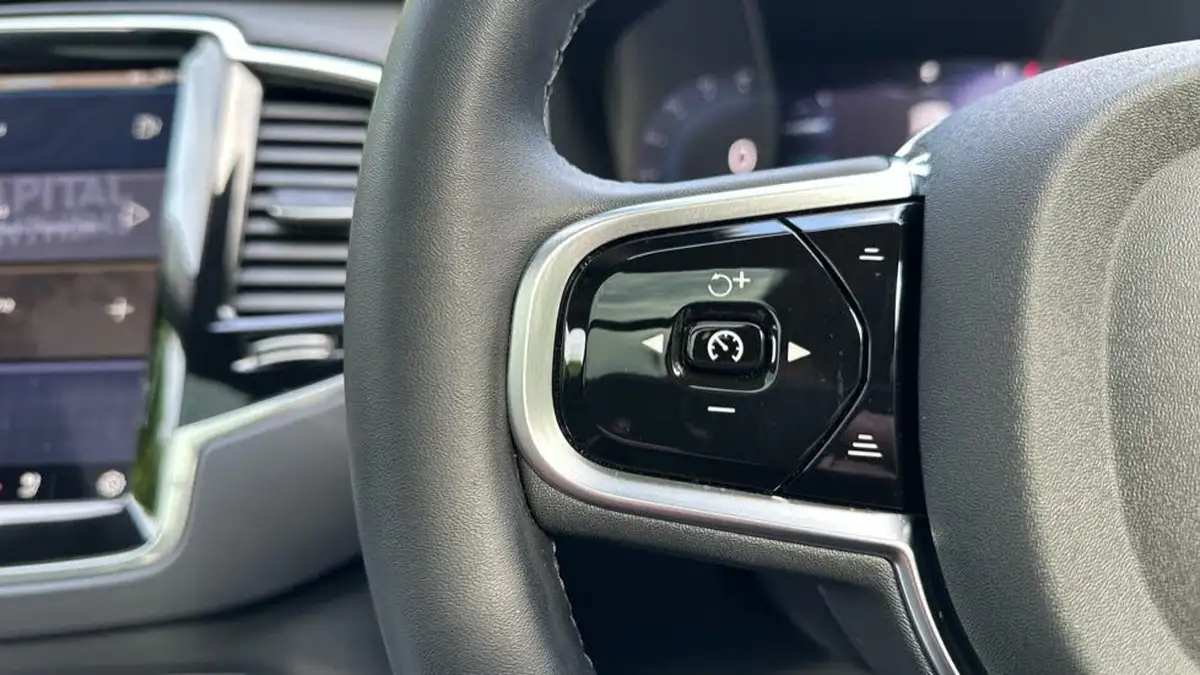 2024-volvo-xc90-20-b6-ultimate-big-19