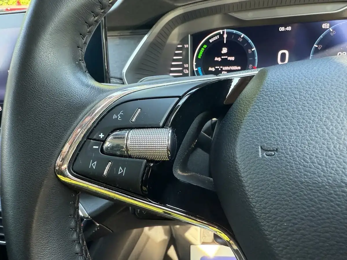 2021-skoda-octavia-14-tsi-se-l-hatchback-big-17
