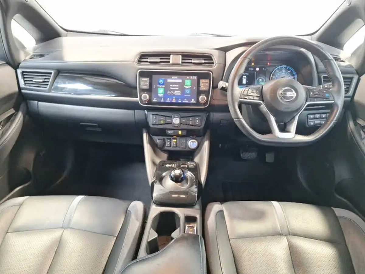 2022-nissan-leaf-e-tekna-big-2