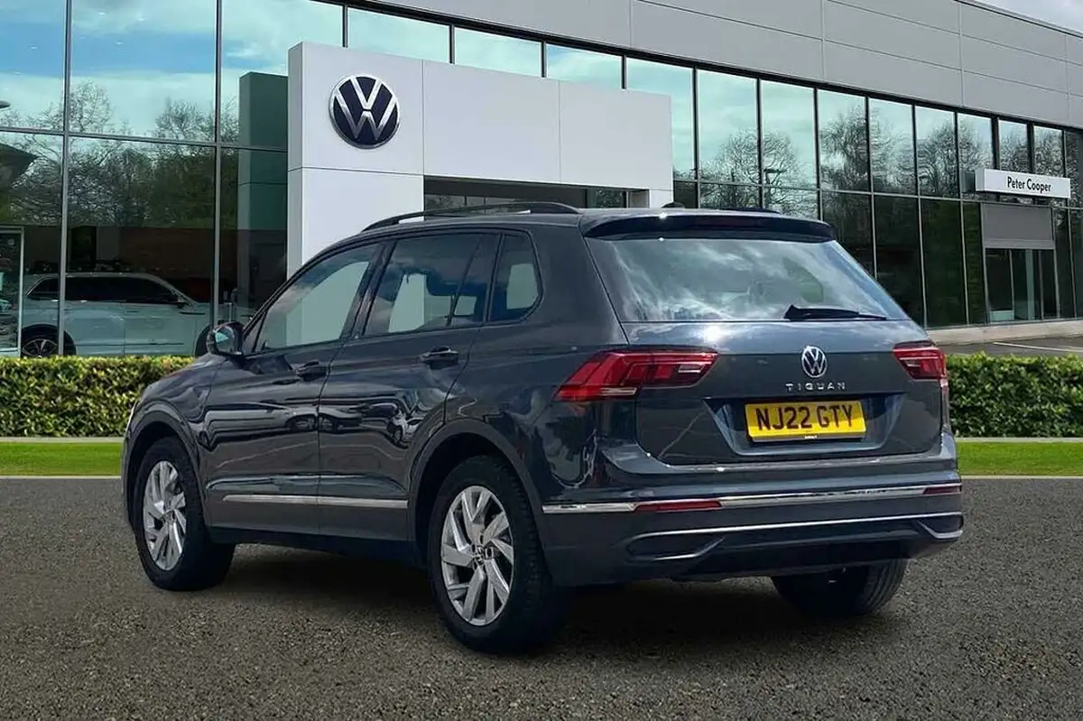 2022-volkswagen-tiguan-15-tsi-life-150ps-big-2