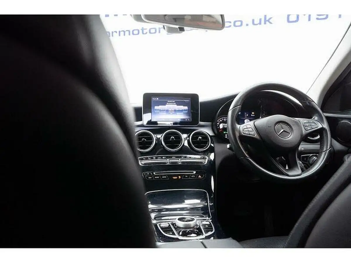 2017-mercedes-benz-c-class-20-c200-se-saloon-4d-9g-tronic-plus-big-28