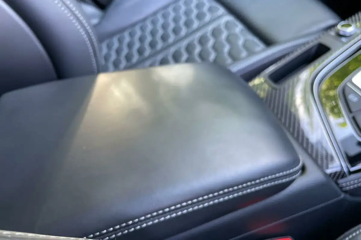 2022-audi-rs4-avant-29-tfsi-carbon-black-big-47