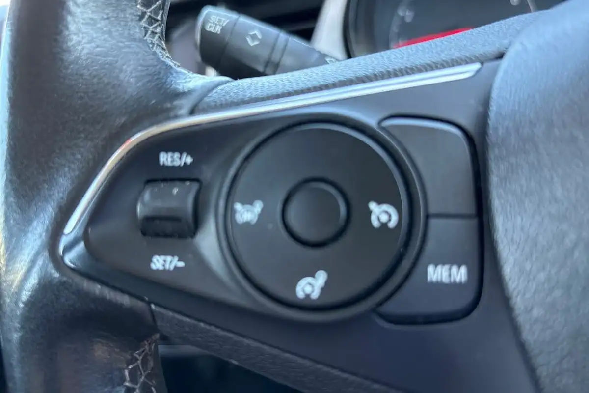 2019-vauxhall-crossland-x-12i-se-big-24