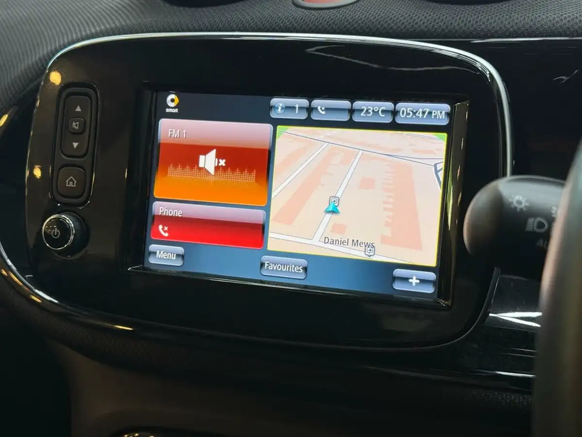 2020-smart-fortwo-eq-edition-one-coupe-big-24