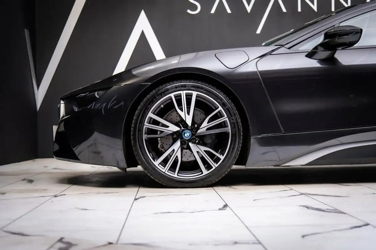 2018-bmw-i8-15-362bhp-coupe-big-36
