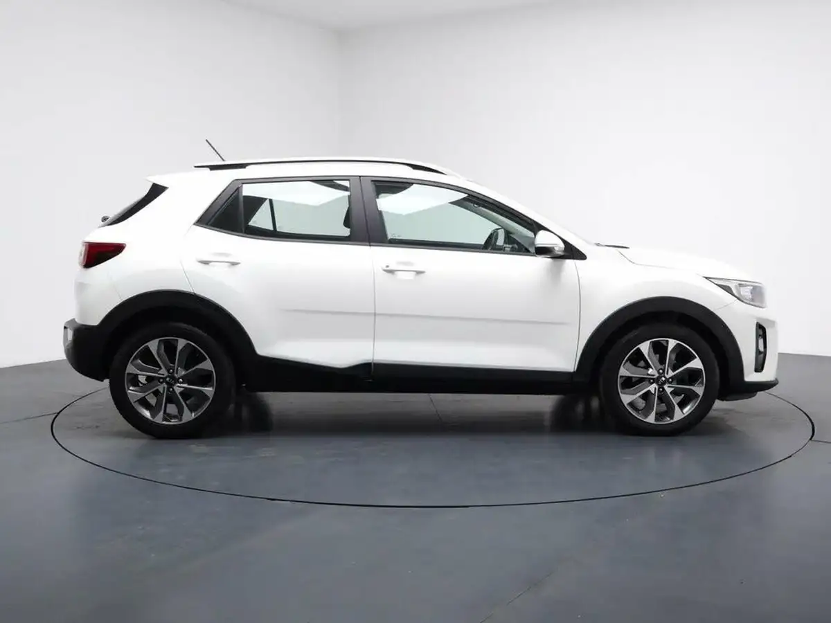 2019-kia-stonic-14-2-big-13