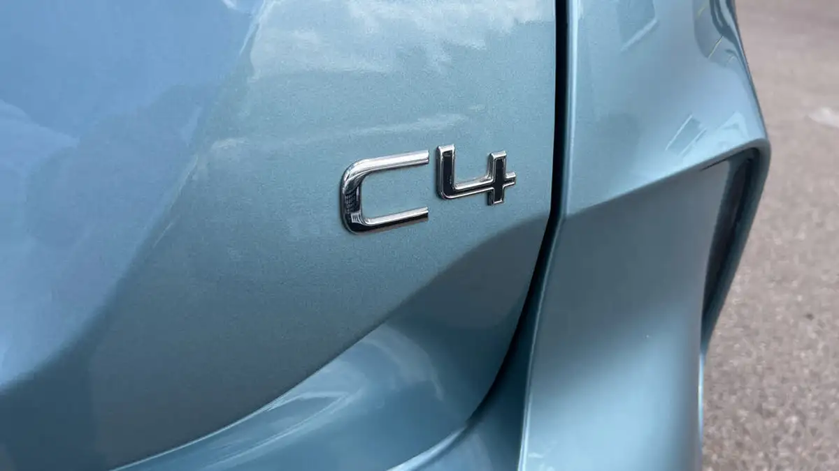 2021-citroen-c4-12-puretech-shine-130ps-big-43