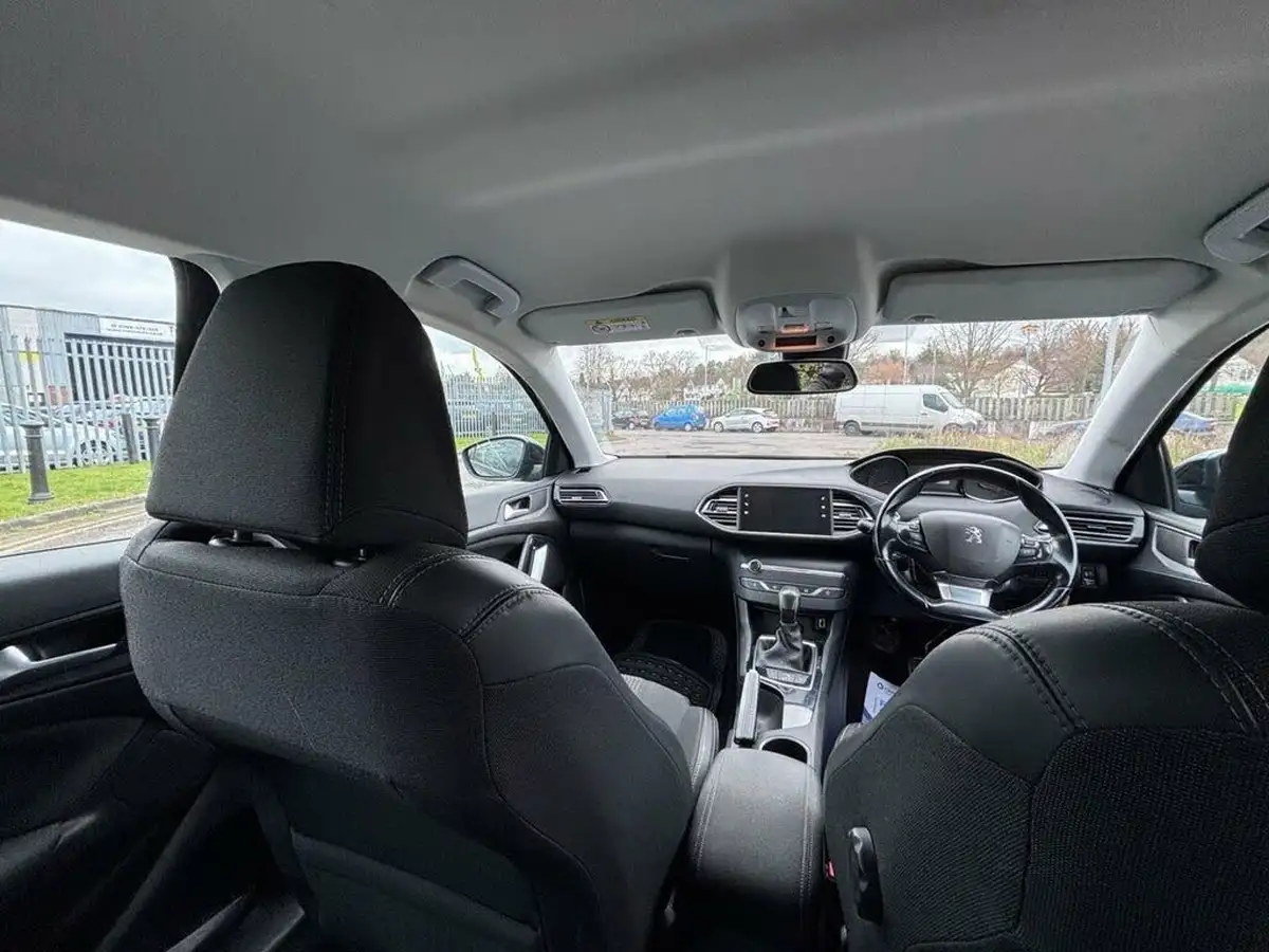 2018-peugeot-308-12-puretech-active-130bhp-eat6-big-4