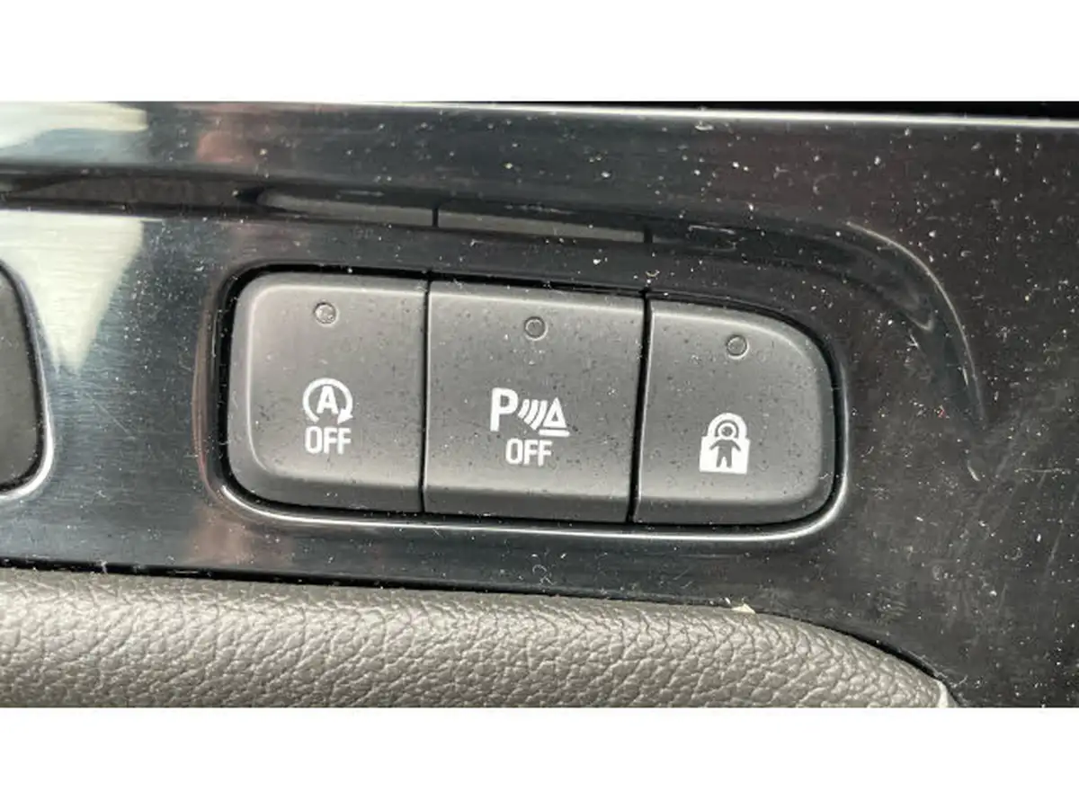2019-vauxhall-grandland-x-12-sport-nav-big-35