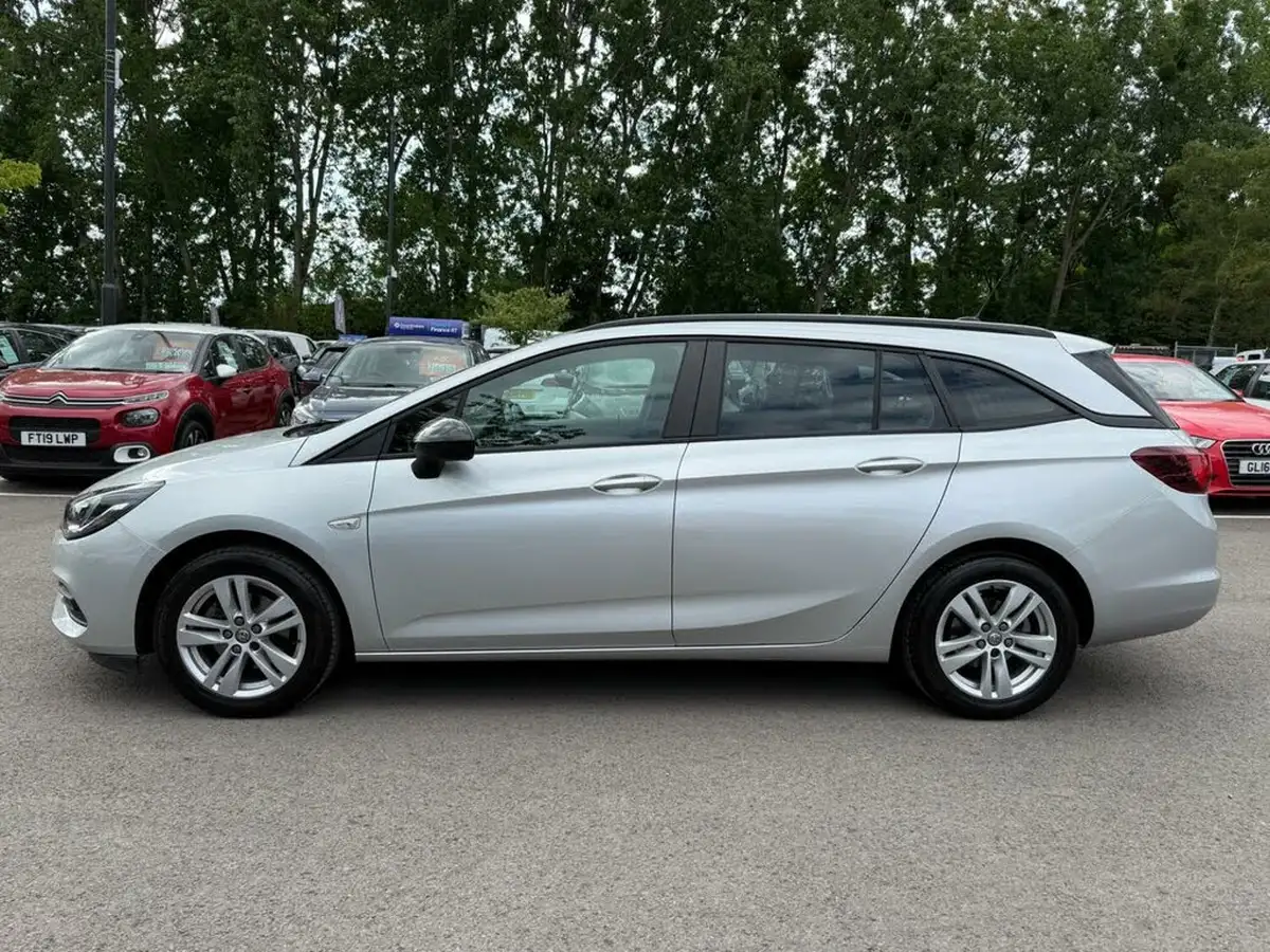 2021-vauxhall-astra-12-turbo-business-edition-nav-130ps-estate-big-8