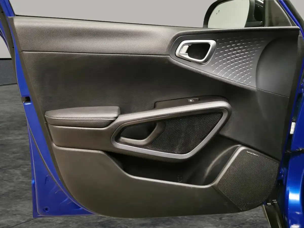 2022-kia-soul-ev-maxx-big-36