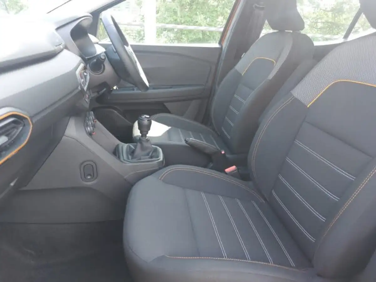 2022-dacia-sandero-stepway-10-tce-essential-90bhp-big-4