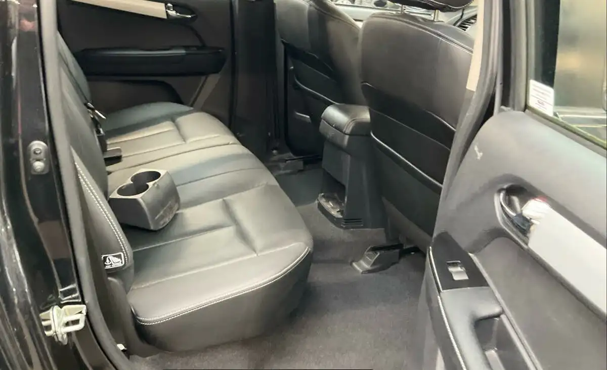 2020-isuzu-d-max-19td-utah-auto-big-9