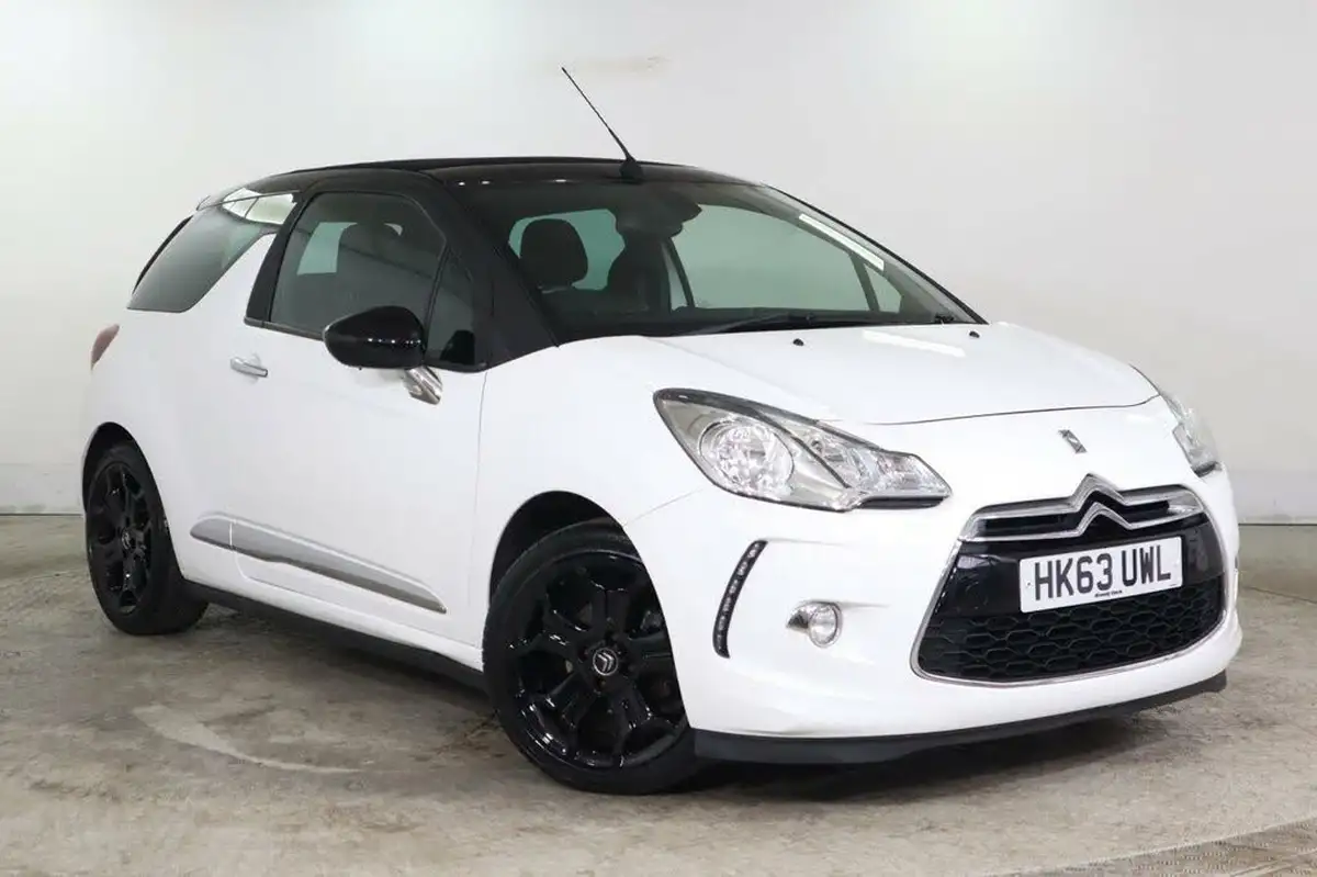 2014-citroen-ds3-cabrio-16e-hdi-dstyle-plus-big-1