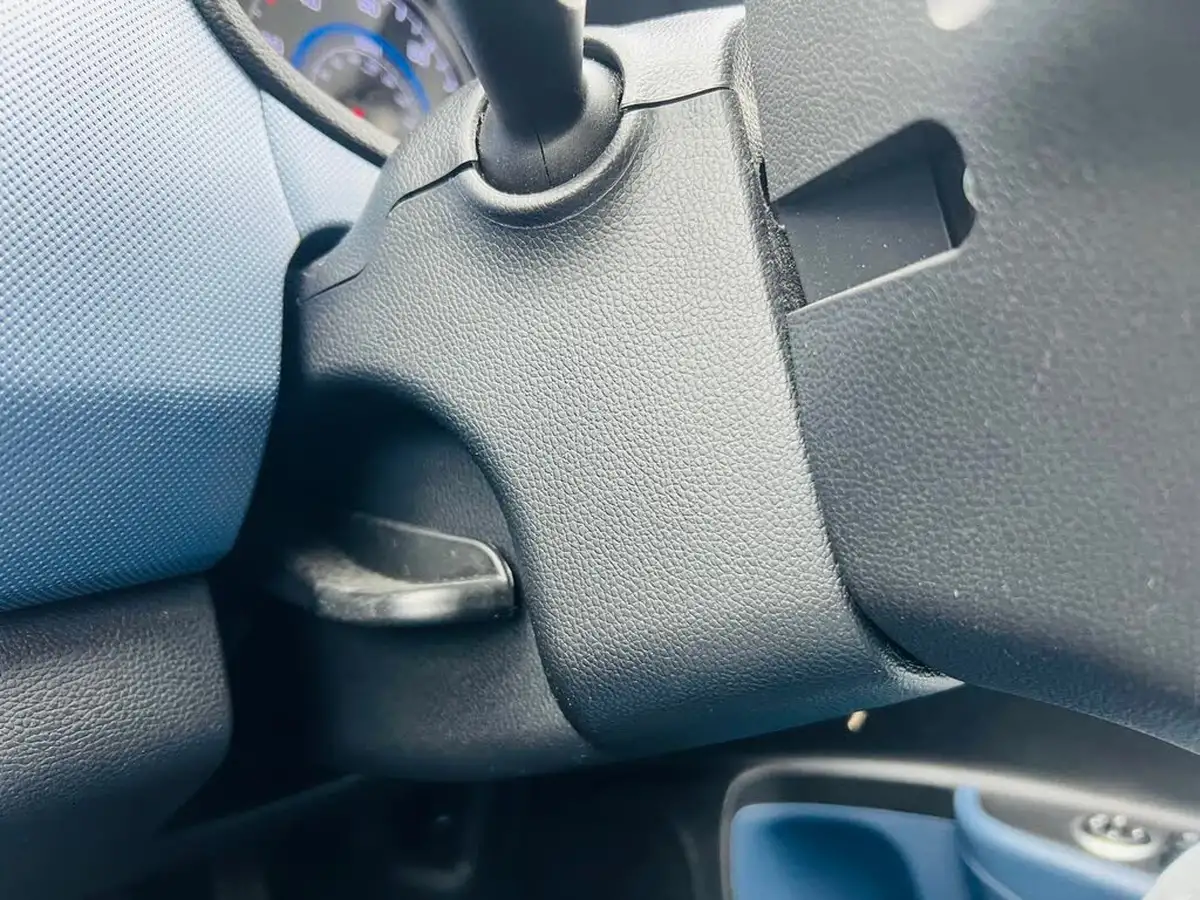 2015-hyundai-i10-10-se-big-50