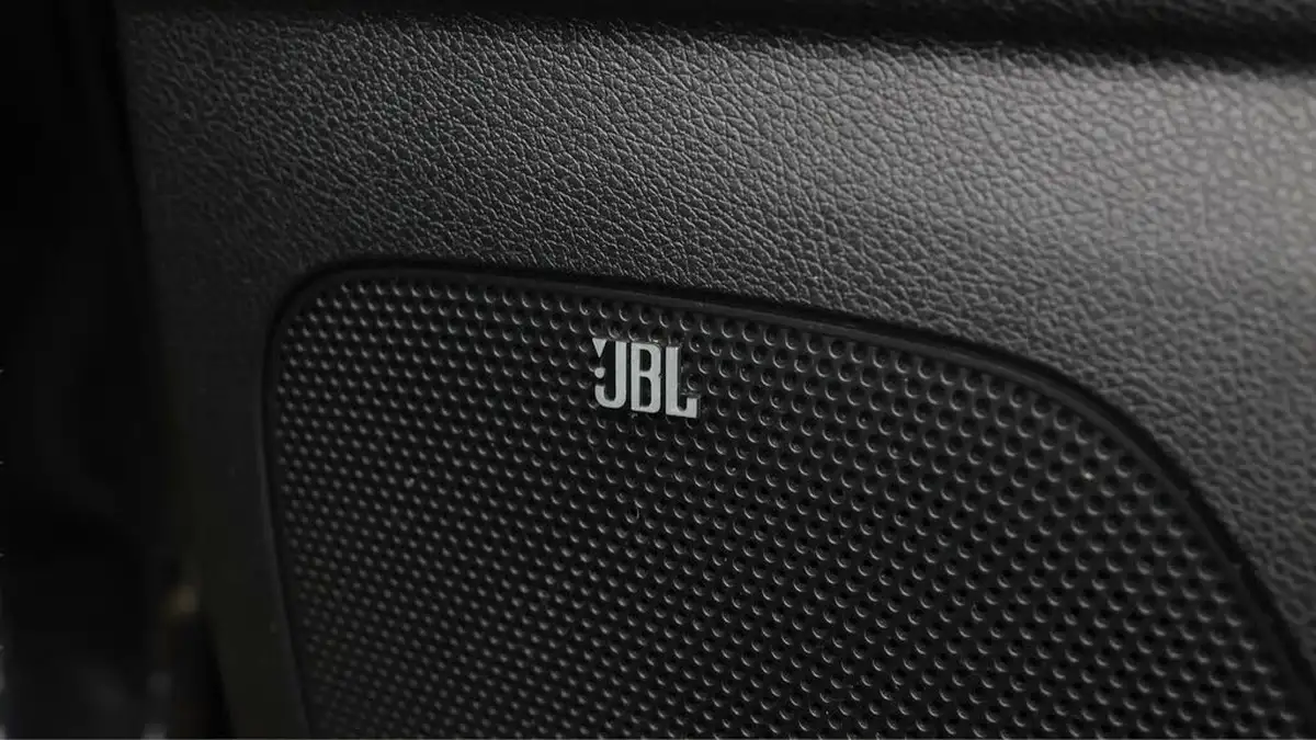 2021-kia-sportage-16crdi-jbl-black-edition-big-20
