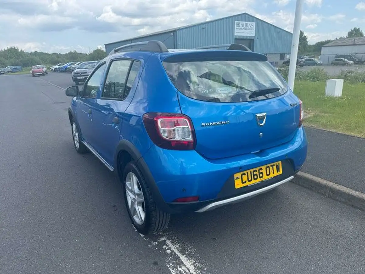 2016-dacia-sandero-stepway-15dci-laureate-big-2