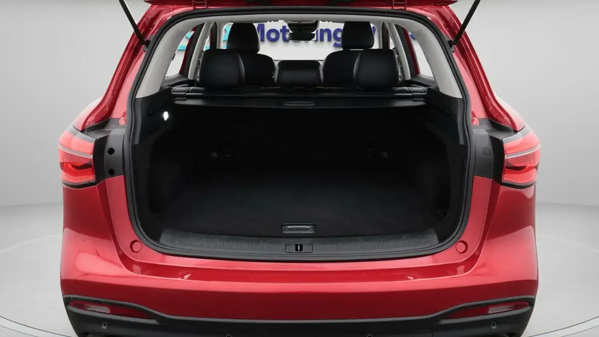2022-mg-hs-15t-gdi-excite-162ps-big-17