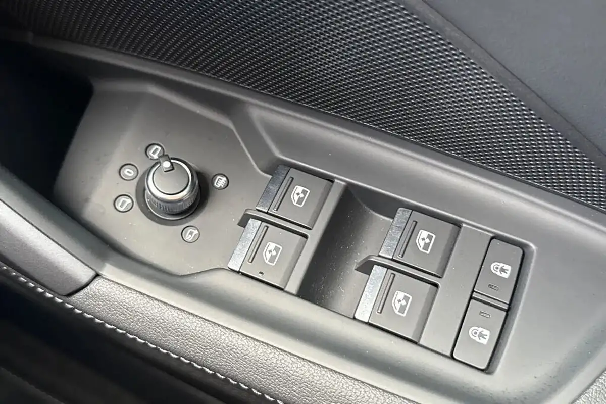 2024-audi-a3-15-35-tfsi-black-edition-saloon-4d-s-tronic-big-46