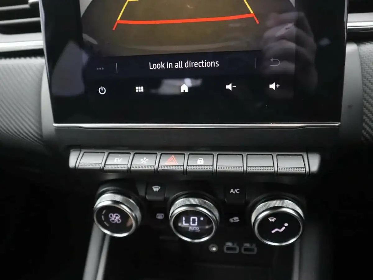 2023-renault-captur-16-e-tech-engineered-145ps-full-big-26