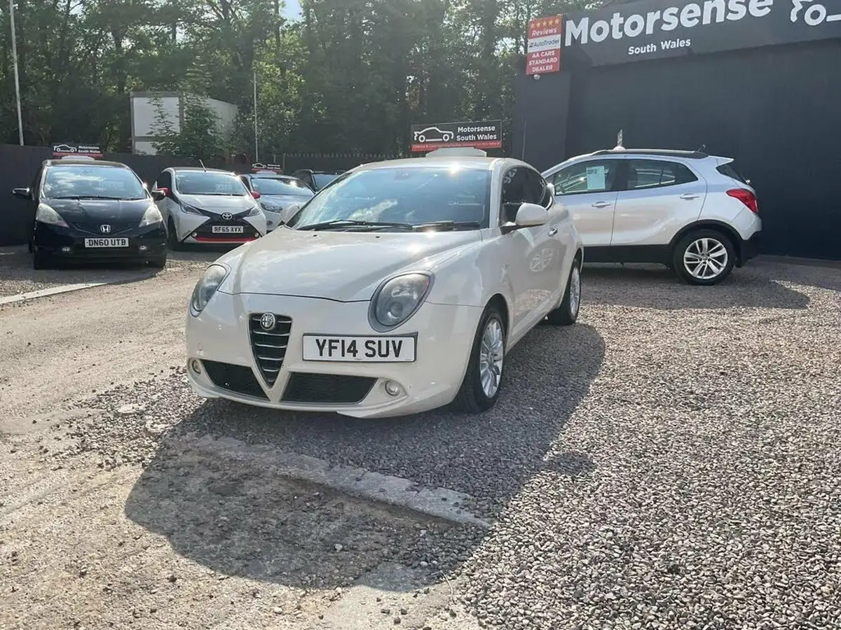 2014-alfa-romeo-mito-13jtdm-2-sprint-big-33