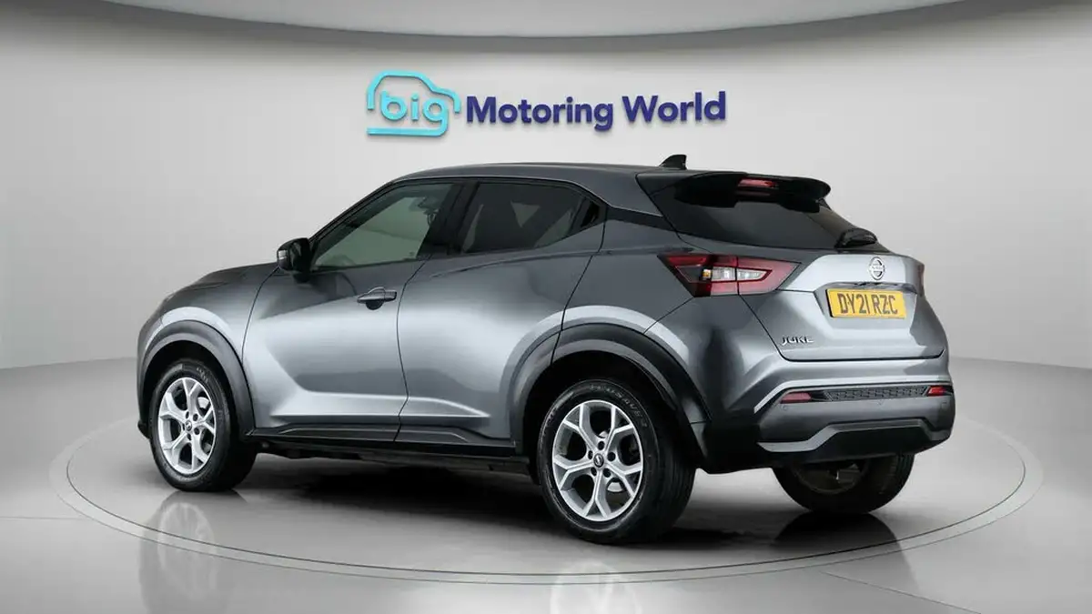 2021-nissan-juke-10-dig-t-n-connecta-big-4