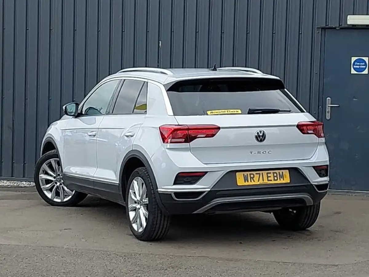 2021-volkswagen-t-roc-15-tsi-sel-dsg-big-1
