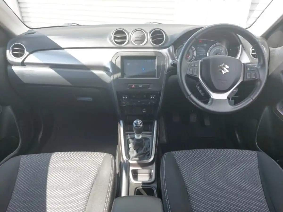 2022-suzuki-vitara-14-boosterjet-sz-t-big-2