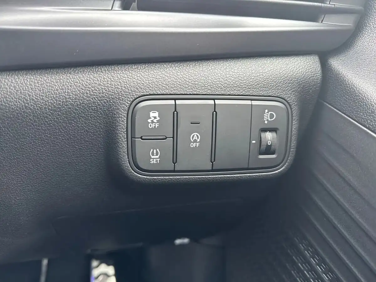2024-hyundai-bayon-10-t-gdi-advance-big-16