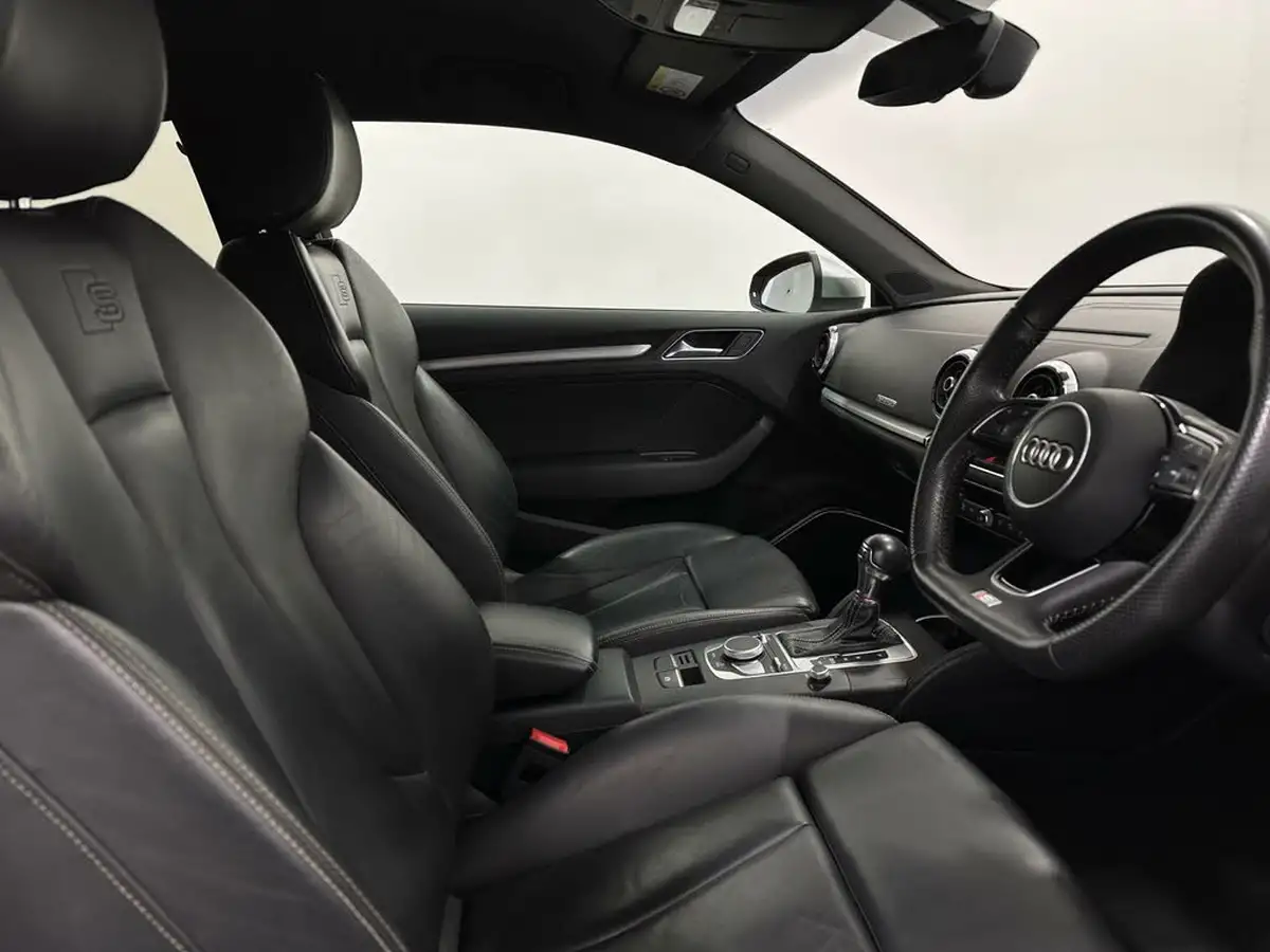 2017-audi-s3-20-tfsi-nav-hatchback-3d-s-tronic-big-30