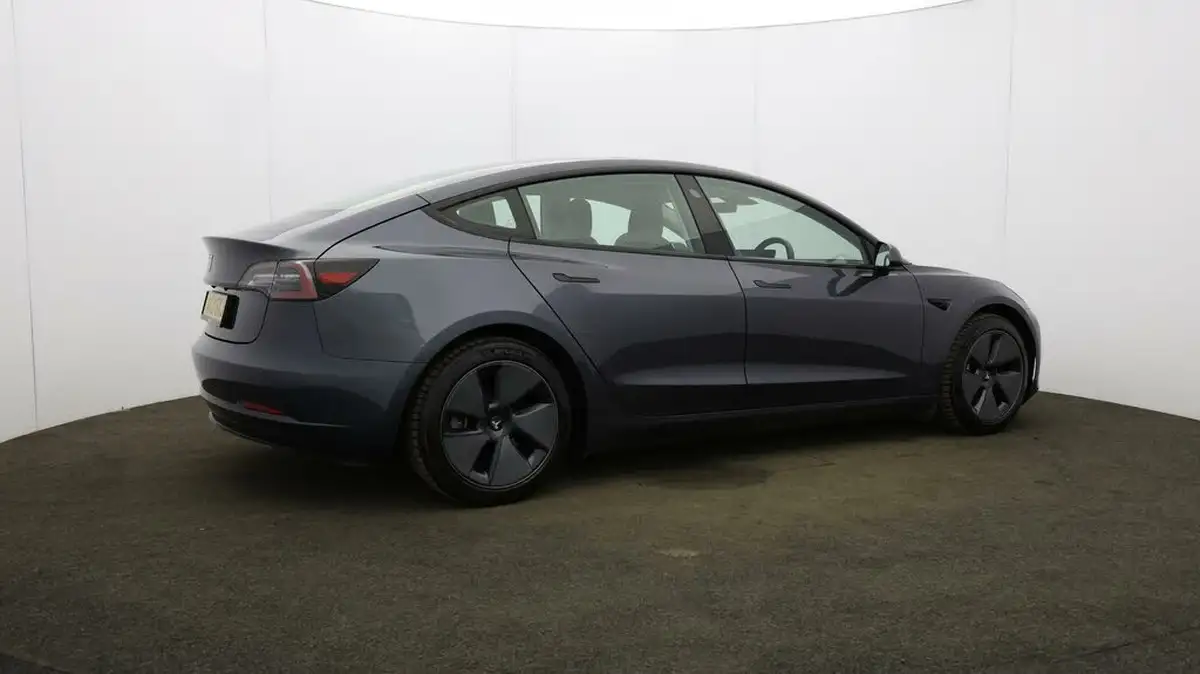 2021-tesla-model-3-e-standard-plus-big-54