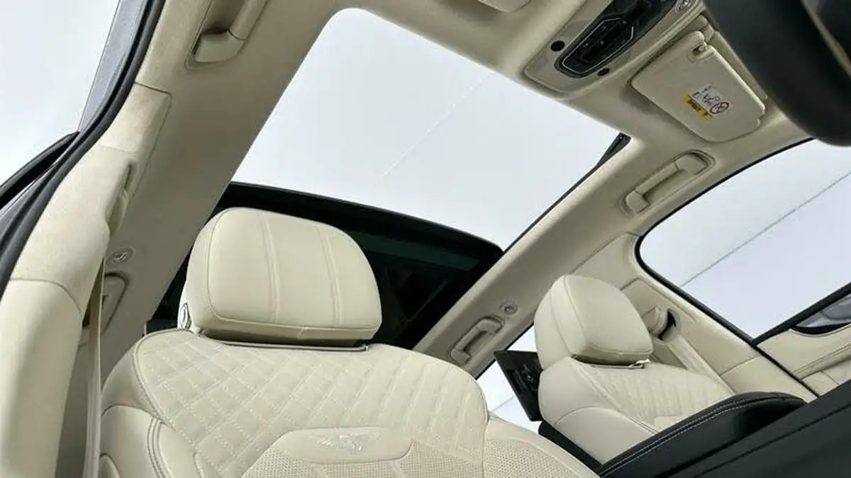 2023-bentley-bentayga-40-v8-big-26