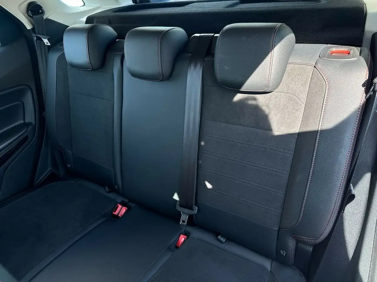 2022-ford-ecosport-10t-st-line-125ps-big-25