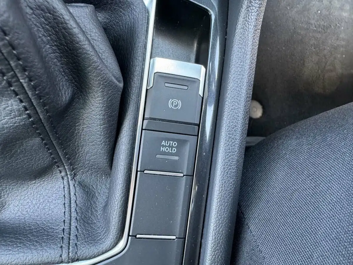 2022-volkswagen-tiguan-15-tsi-life-150ps-dsg-big-53