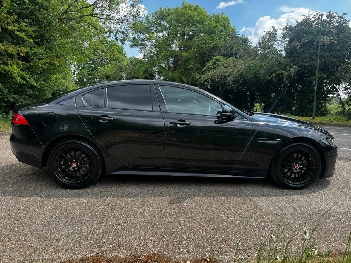 2016-jaguar-xe-20d-r-sport-163ps-auto-big-12