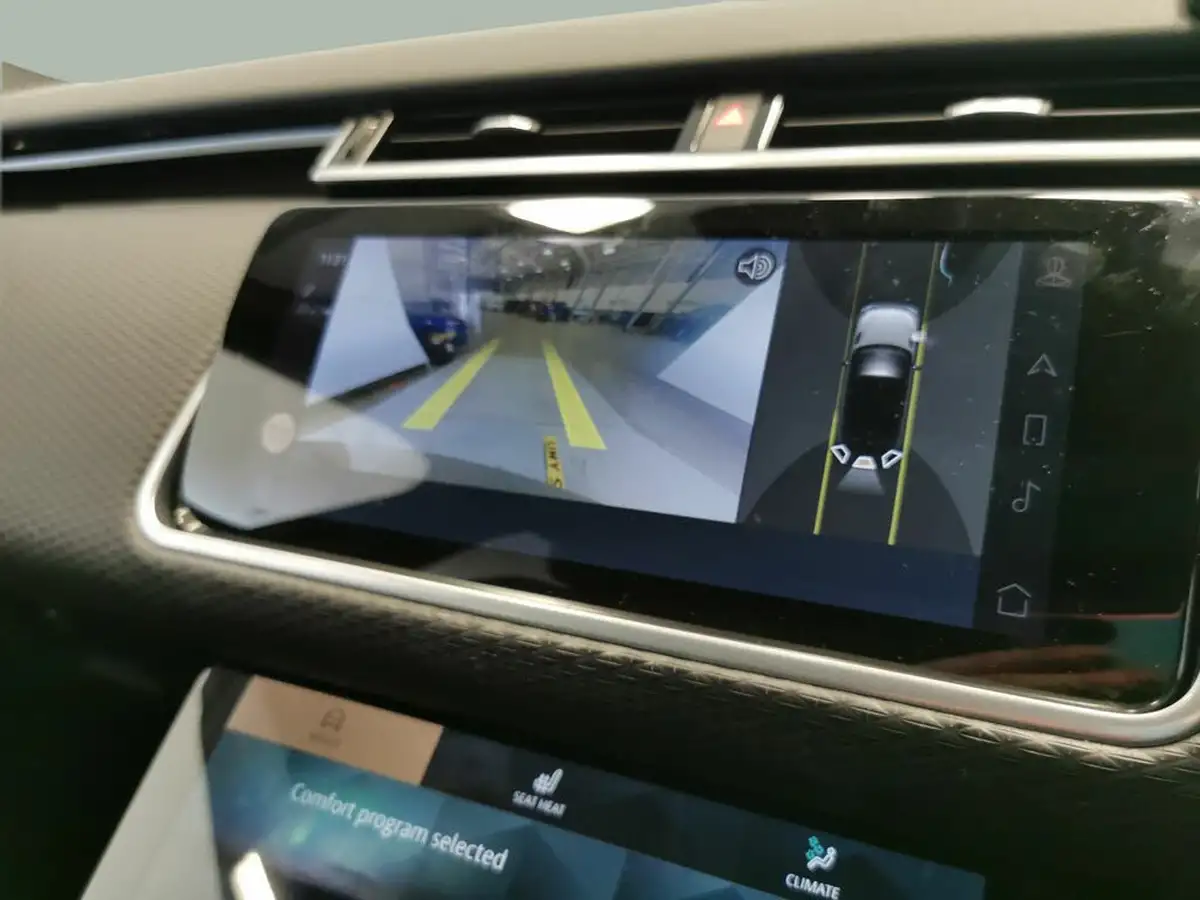 2022-land-rover-range-rover-velar-20-d200-velar-big-28