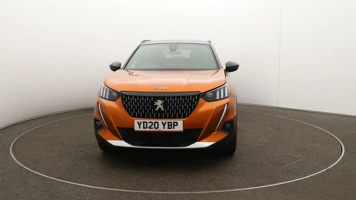 2020-peugeot-2008-suv-12-puretech-gt-line-big-34
